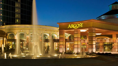 fountain and front entrance to Argosy Casino Hotel & Spa